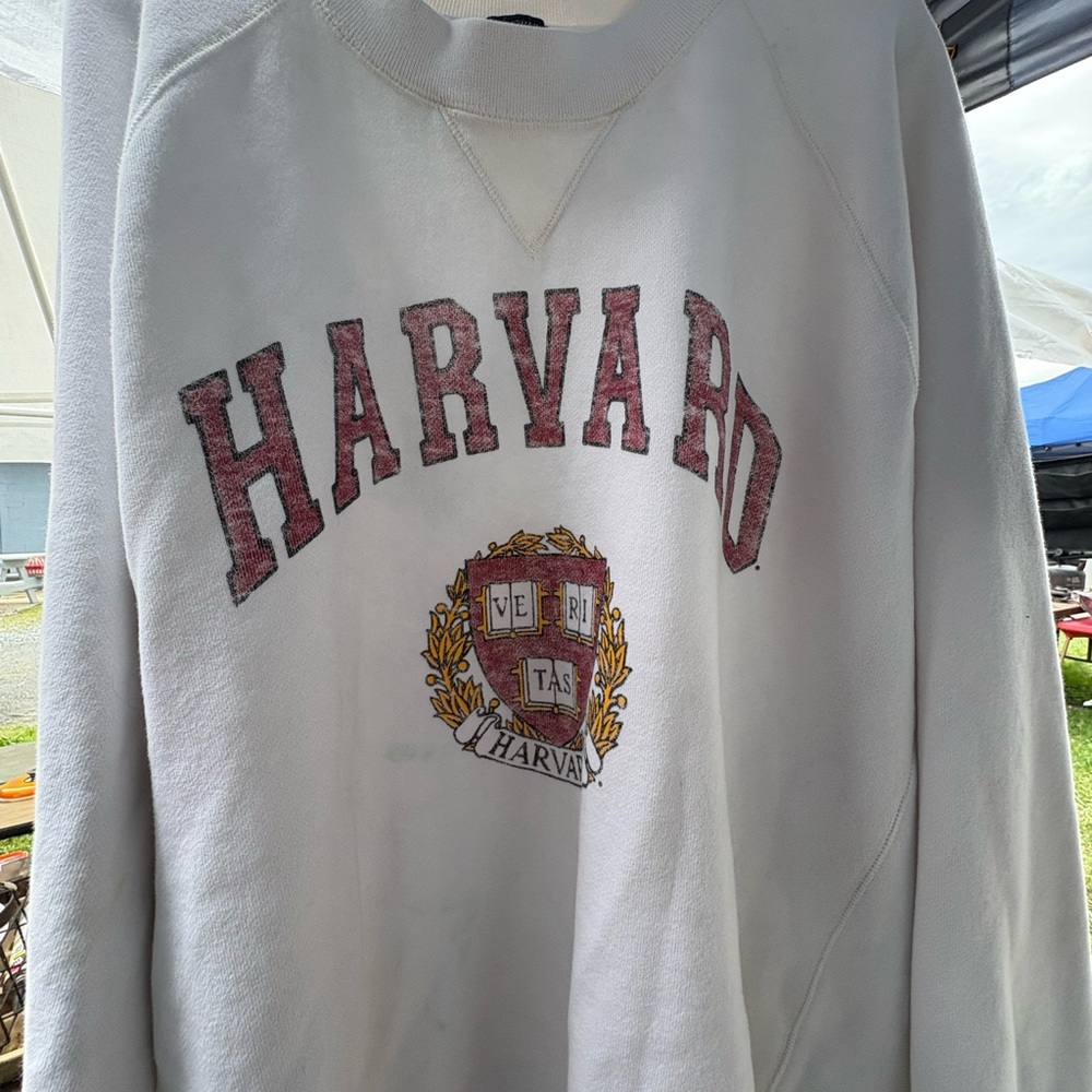ABERCROMBIE Harvard White Sweater